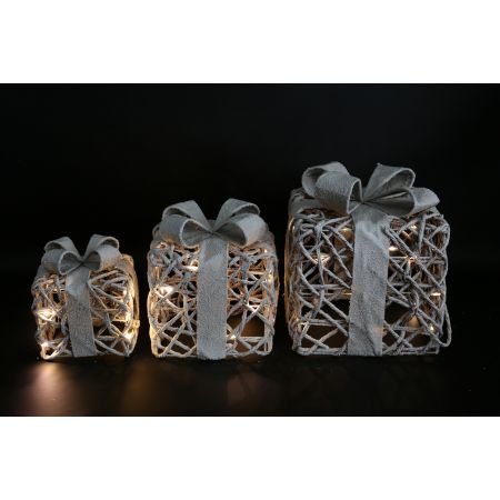 Kerstkado LED vk Bling s3 sneeuwbruin L=L25B25H30CM